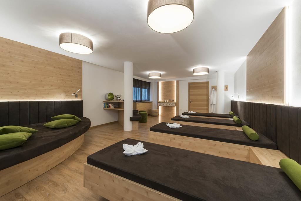 Aparthotel Garni Amelia Dorf Tirol